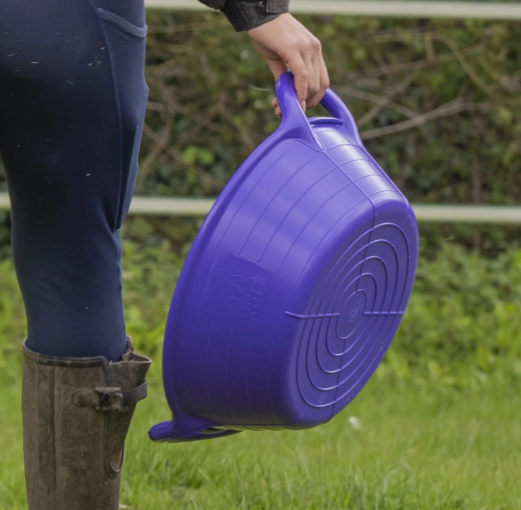 Red Gorilla Plas Small Skip image 2